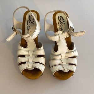 Sbicca Vintage collection platform sandal in size 8